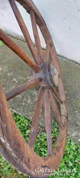 Village decoration, wall decoration! Old, antique wooden horse-drawn cart wheel in a new condition, diameter: 60 cm