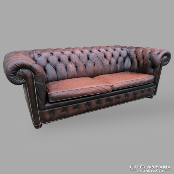 Chesterfield 3 seater leather sofa
