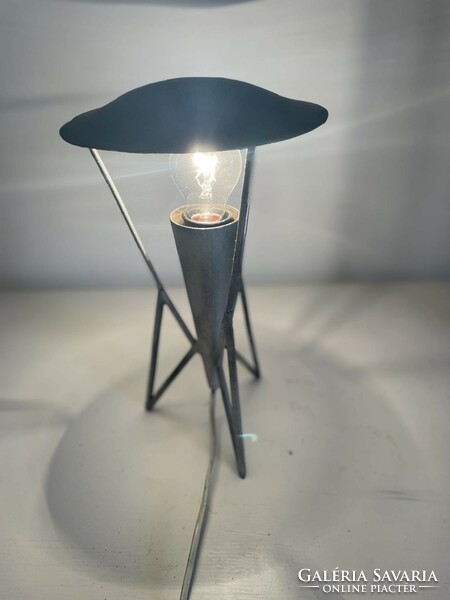 Mid-century rakéta tripod lámpa