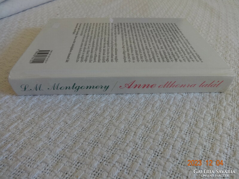 Lucy Maud Montgomery: Anne otthonra talál - ifjúsági regény - régi, első, Európa-kiadás (1992)