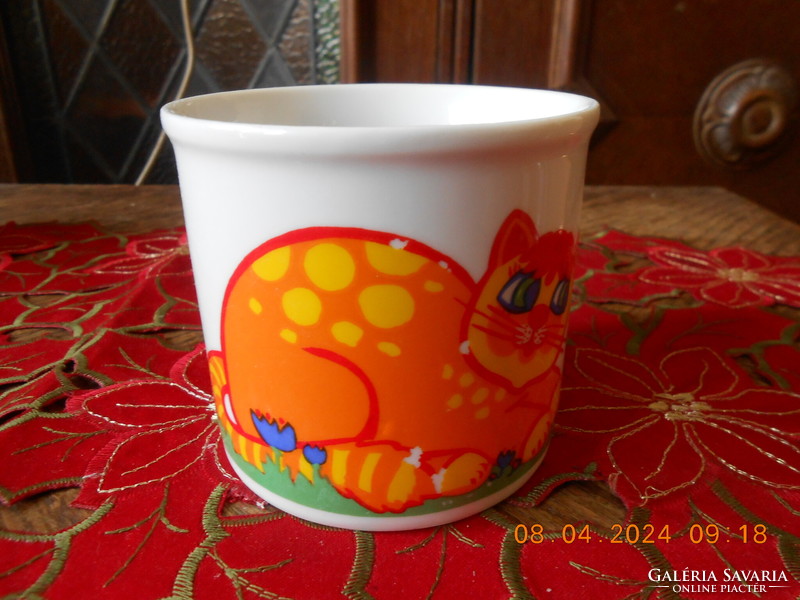 Zsolnay kitten mug for children