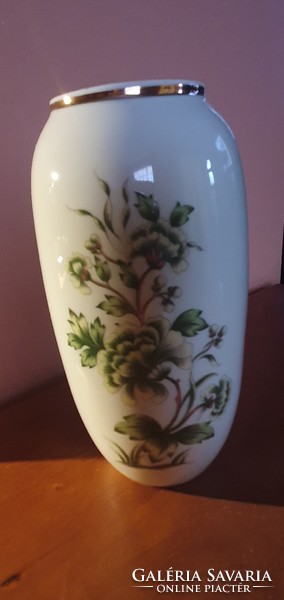 Hollóház porcelain vase