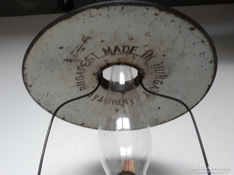 Antik függeszthető petróleumlámpa parasztházból Lámpagyári ernyővel