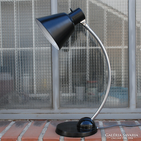 Bauhaus - Art deco asztali lámpa felújítva /fekete - króm) - Schaco