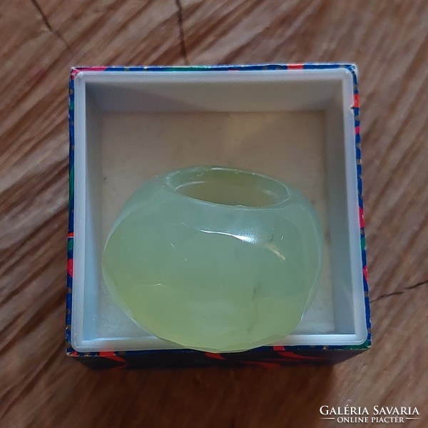 Decorative jade mineral ring