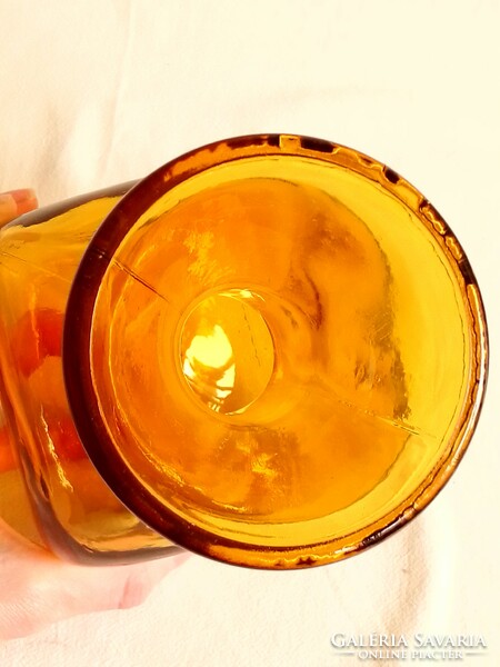 Régi borostyán sárga színes szögletes öntött üveg palack kiöntő dekantáló üveg gömb dugóval 28 cm