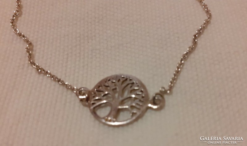 Silver bracelet with tree of life pendant