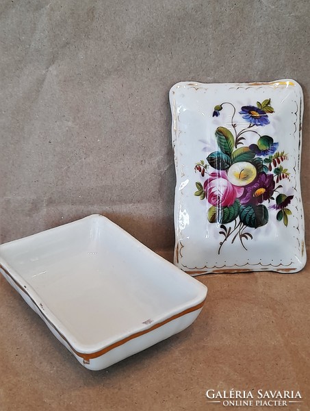 Beautiful 19th century antique hand-painted flower pattern porcelain match holder match lighter with lid
