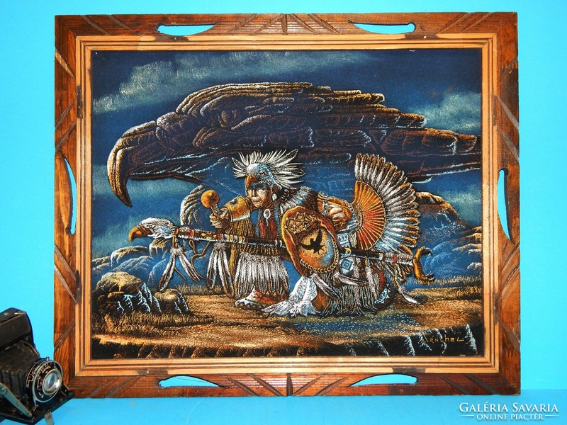 Carved frame with an external size of 50x60 cm, with a gift painting