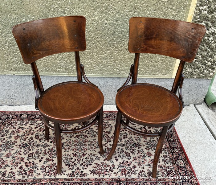 2 Thonet-style chairs for chair use, nostalgia piece of furniture, rustic