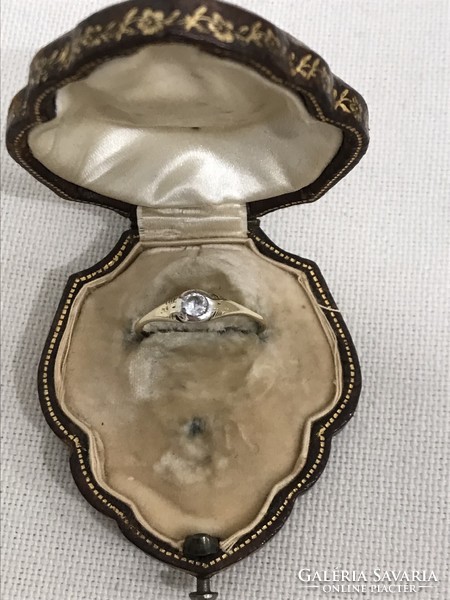 Antique buton set diamond ring