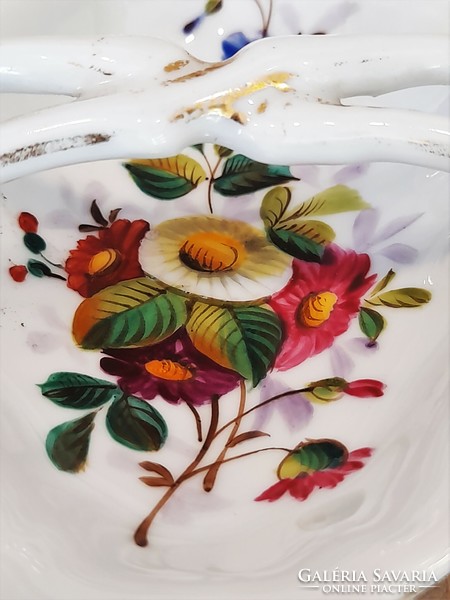 Gyönyörű 19. sz-i antik kézzel festett virágmintás porcelán asztali sótartó