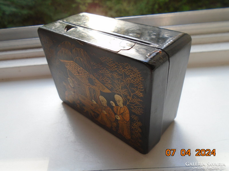18 Sz wooden lacquer box painted with Chinese gold