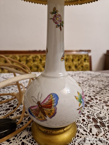 Herend victoria pattern lamp