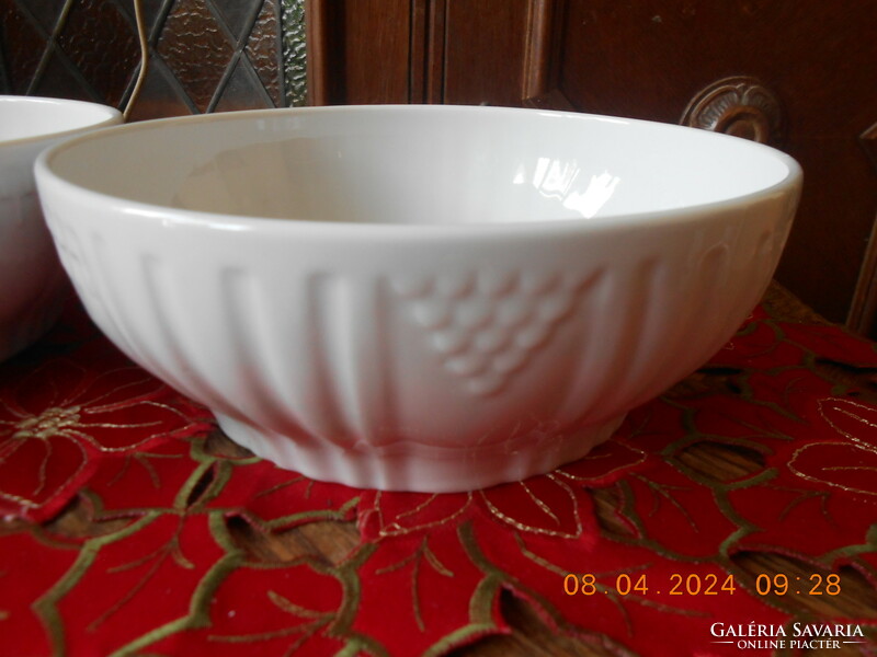Zsolnay patty bowl, 19.5 cm