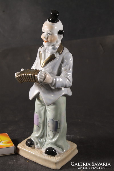 Porcelain clown 731