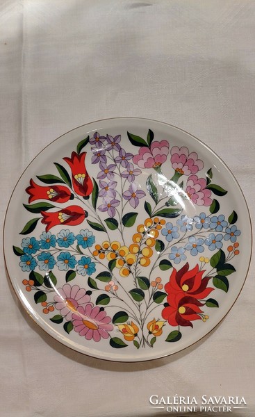 Kalocsai, hand-painted wall plate