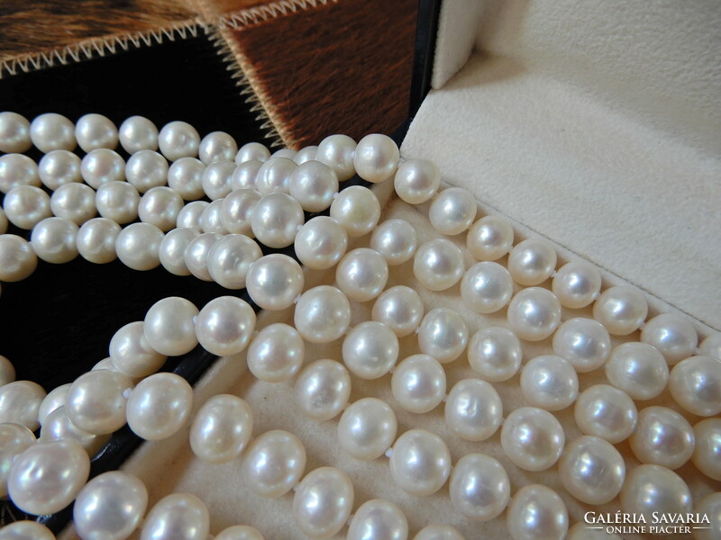 Extra long string of genuine freshwater pearls, without clasp (2.52 m!) ﻿