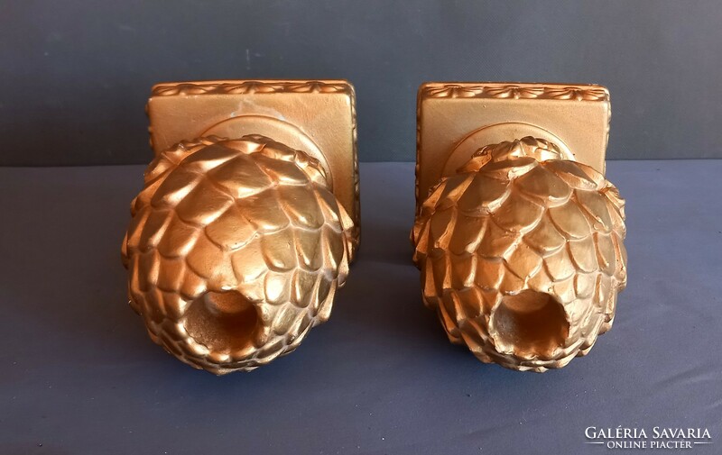 Ceramic cone ornament, bookend negotiable art deco design