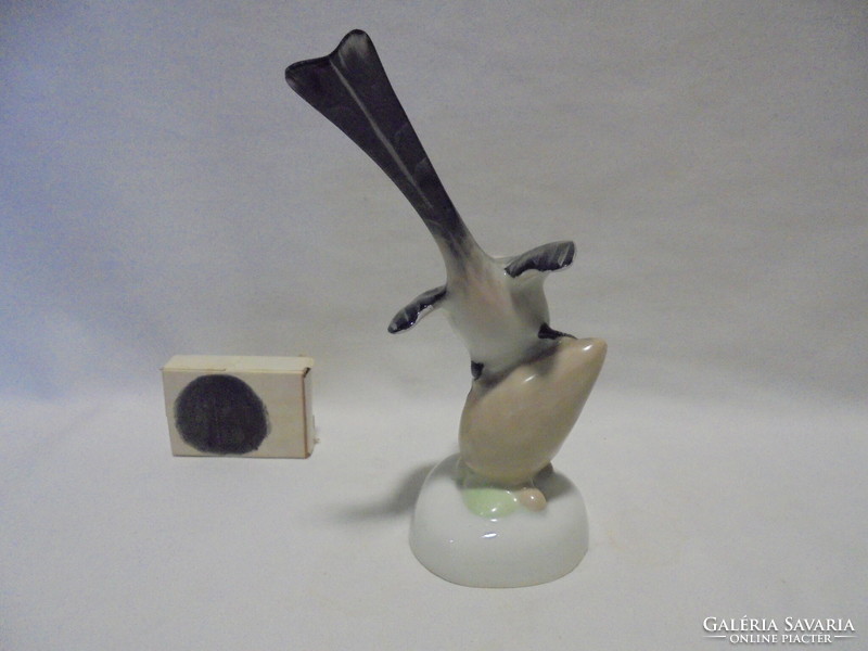 Bp. Aquincum porcelain bird figure, nipp