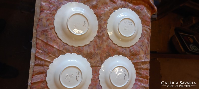 Szép antik majolika tányérok Josef Steidl