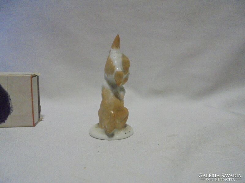 Bp. Aquincum porcelain dog figure, nipp