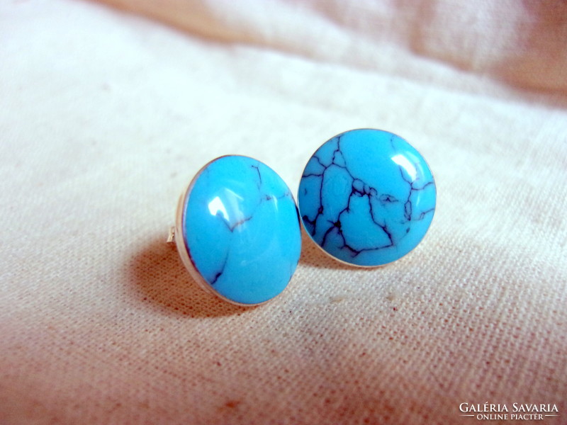 Silver earrings with turquoise decoration