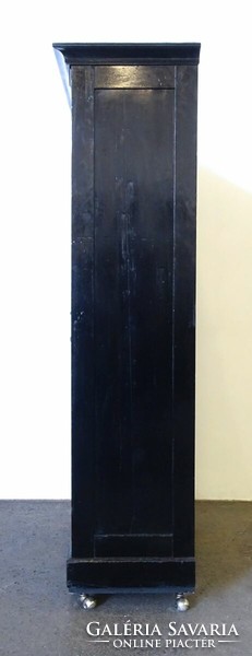 0X921 Antik fekete rolós kartotékszekrény 185 cm