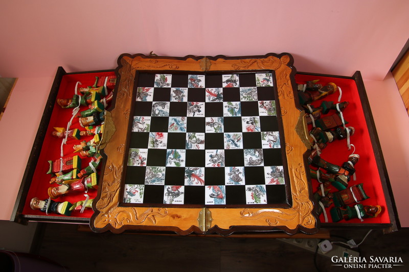 Beautiful Asian chess set, hand carved and painted