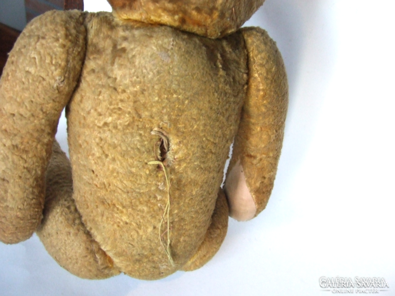 Old antique old humped teddy bear, bear, teddy bear toy figure