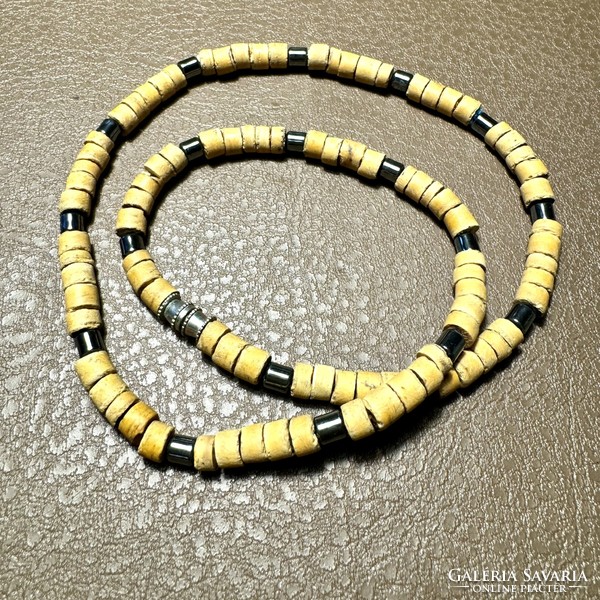 Men's or unisex necklace made of wood and hematite beads, men's jewelry, masculine chain, vintage stud