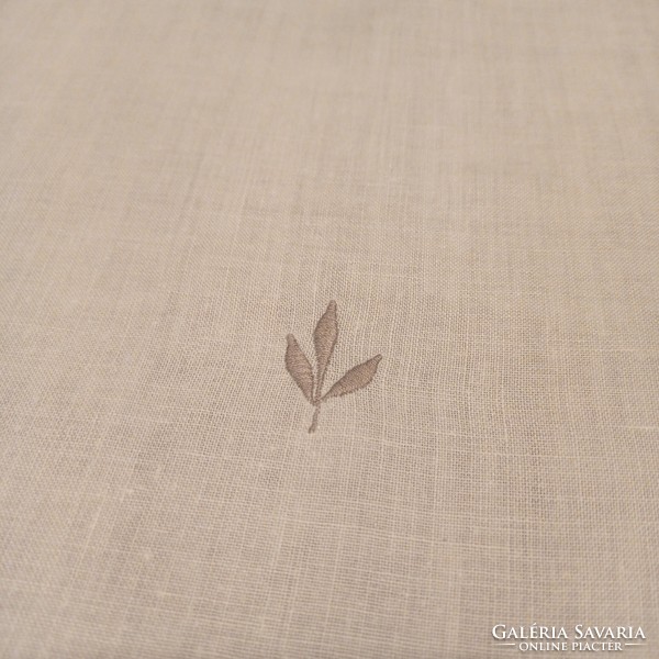 Off-white embroidered linen tablecloth, 133 x 133 cm