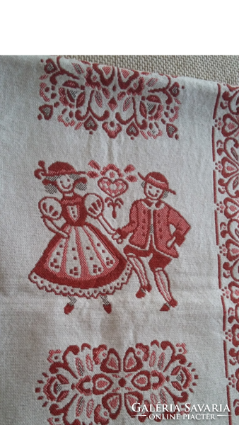 Bavarian motif, woven tablecloth, on an off-white base with a red pattern 90x45 cm
