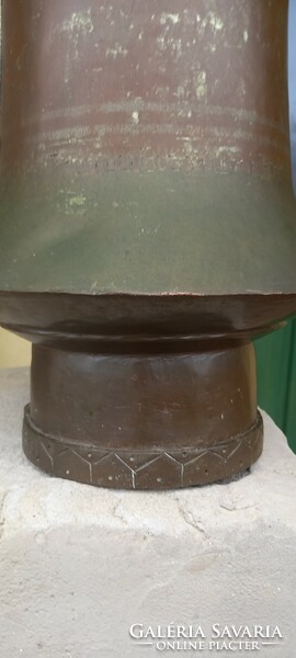 Szép régi kézzel készült bronz edény