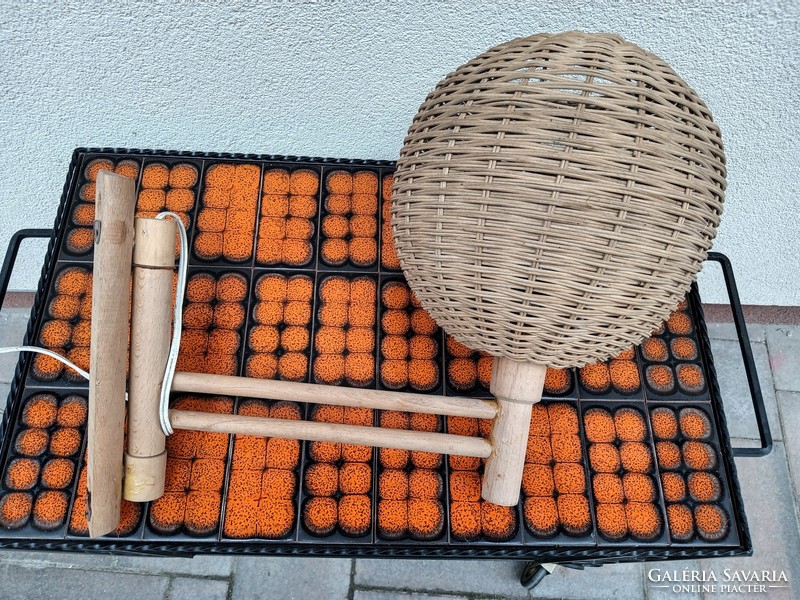 Vintage cane rattan wall lamp. Negotiable.