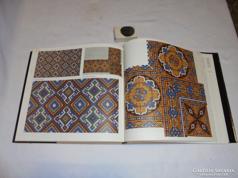 Gyrgyi Lengyel: cross stitch needlework - 1981 - retro needlework book