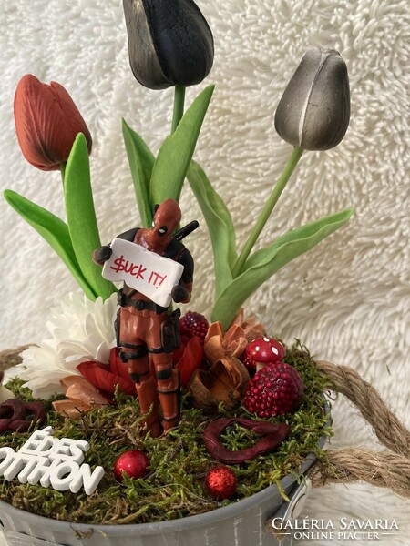 Deadpool spring table