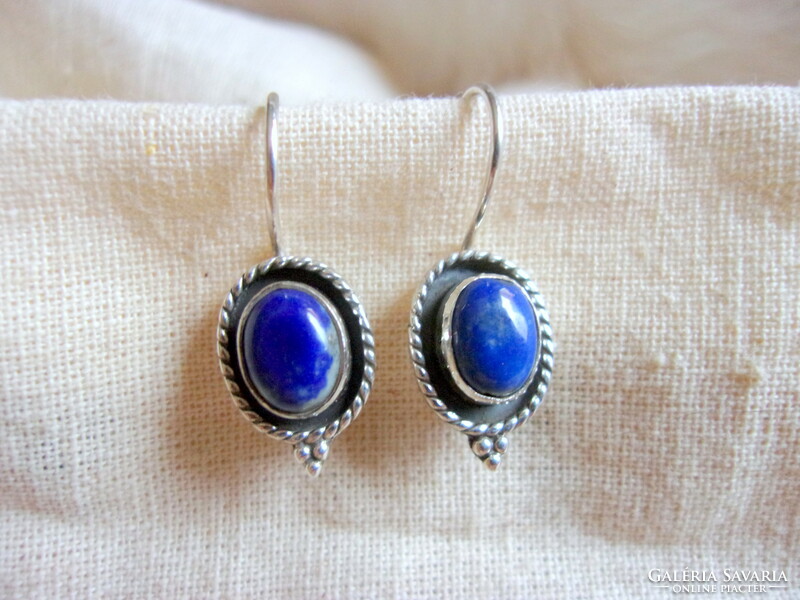 Silver earrings with lapis lazuli stone decoration