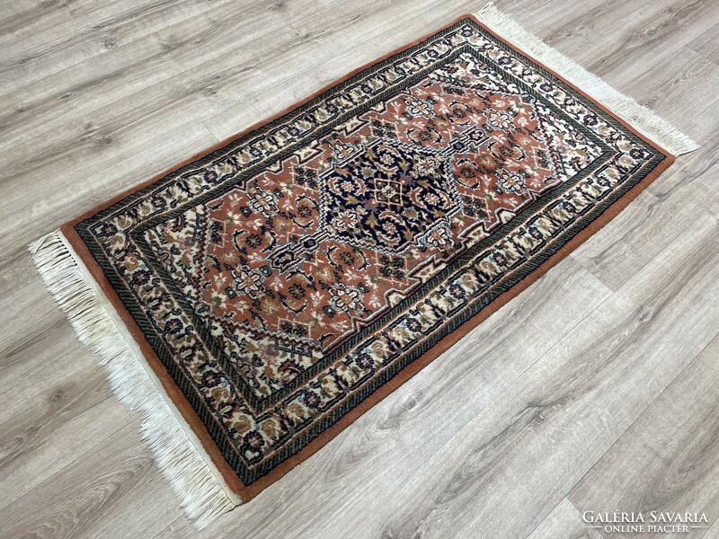 Herati - Indian hand-knotted wool Persian rug, 78 x 150 cm