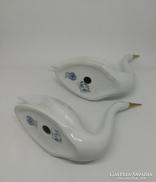 Hollóház porcelain art deco swan!
