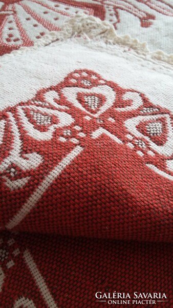 Bavarian motif, woven tablecloth, on an off-white base with a red pattern 90x45 cm