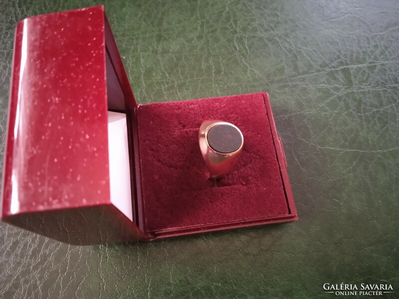 14 K style gold signet ring with jasper semi-precious stone 5 g