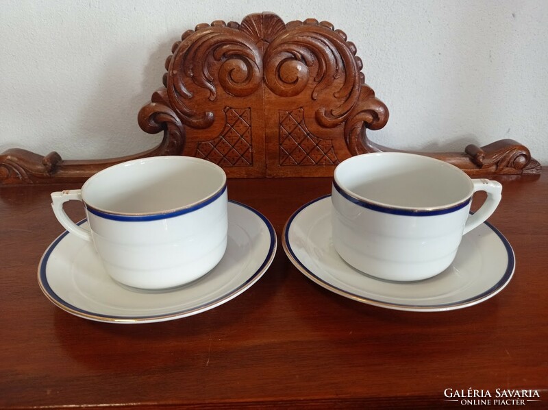 Pair of art deco drasche/Kőbanyai gilded porcelain teacups