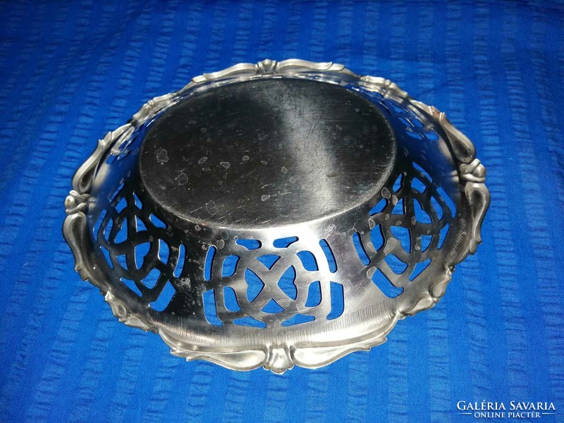 Metal bowl 23*27 cm (a15)