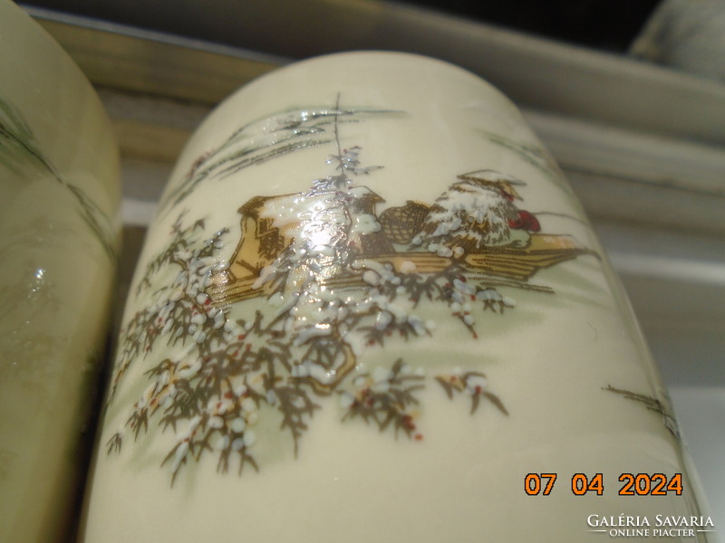 Kínai Yunomi teás csésze páros dombor festéssel,dobozában,érdekes jelzéssel