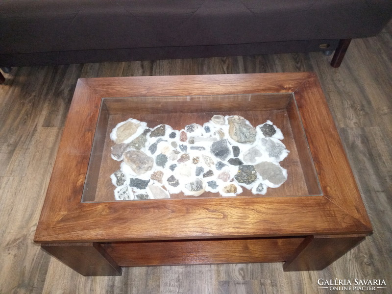 Steamed acacia, solid wood, showcase, unique coffee table