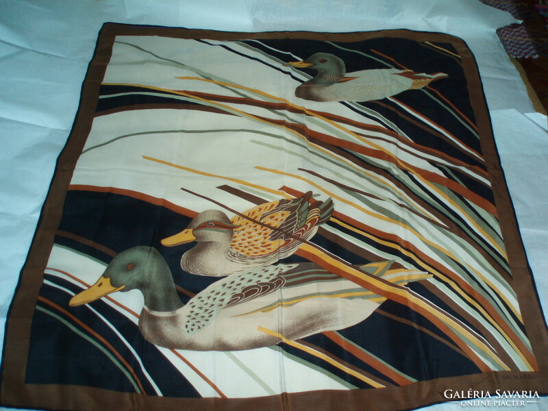 Vintage da maren silk scarf