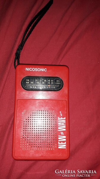 Old Vienna-style currency frame nicosonic am / fm pocket radio in working and beautiful condition according to pictures