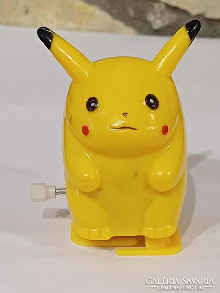 Retro walking pokemon pikachu figure