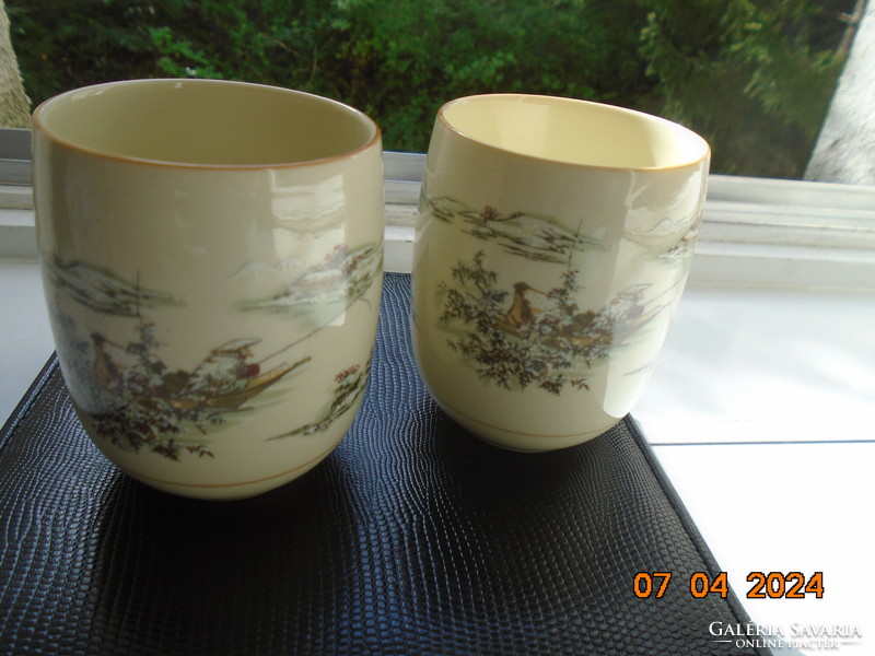 Chinese Yunomi tea cup with double relief painting, in a box, with an interesting mark